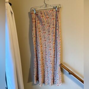Carly Jean Los Angeles Multicolor Floral Maxi Skirt